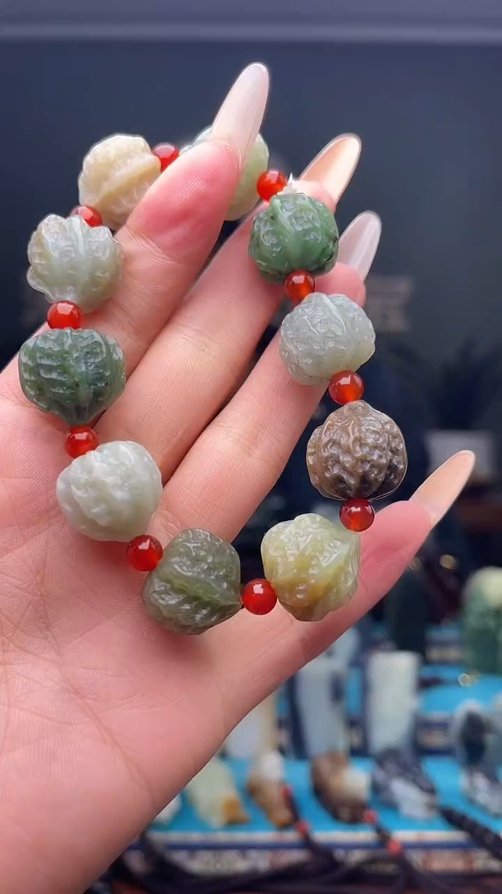 未镶嵌和田玉挂件1