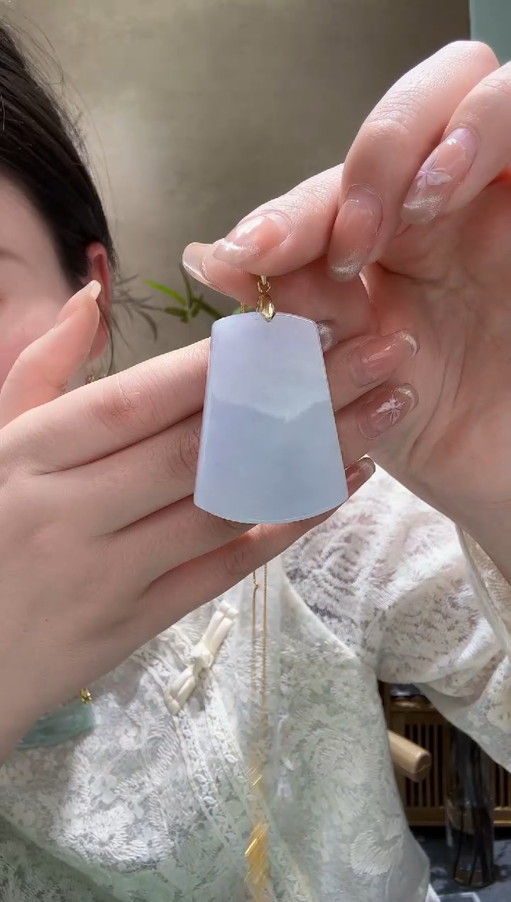 【闪购商品】翡翠未镶嵌颈饰吊坠