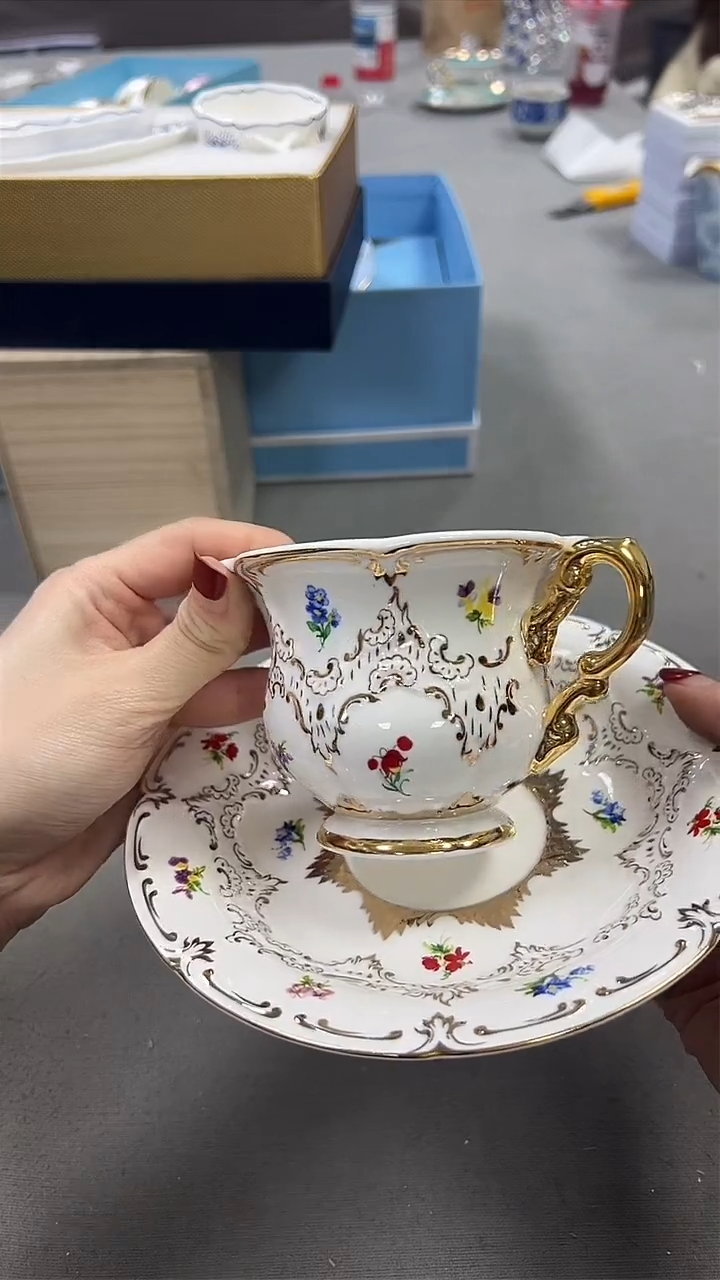 瓷片新号开播 全场放漏