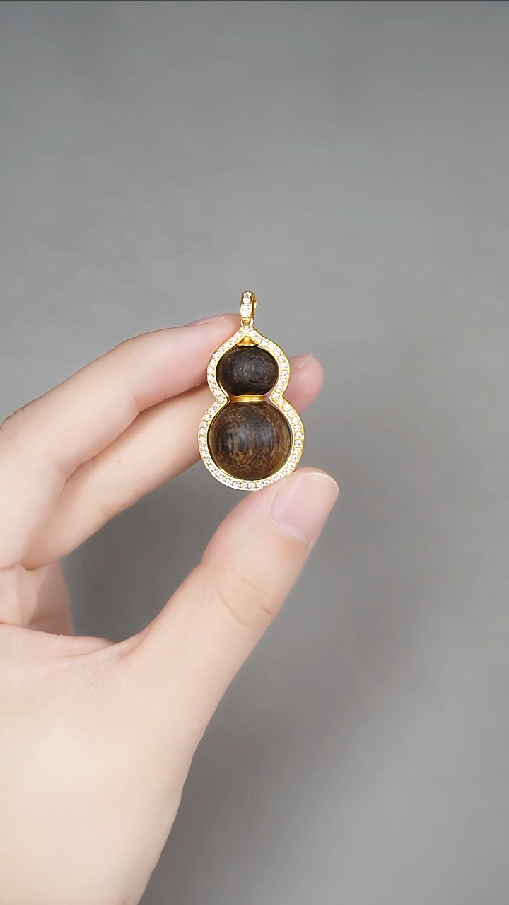 沉香吊坠6.8g正区文莱黑棋