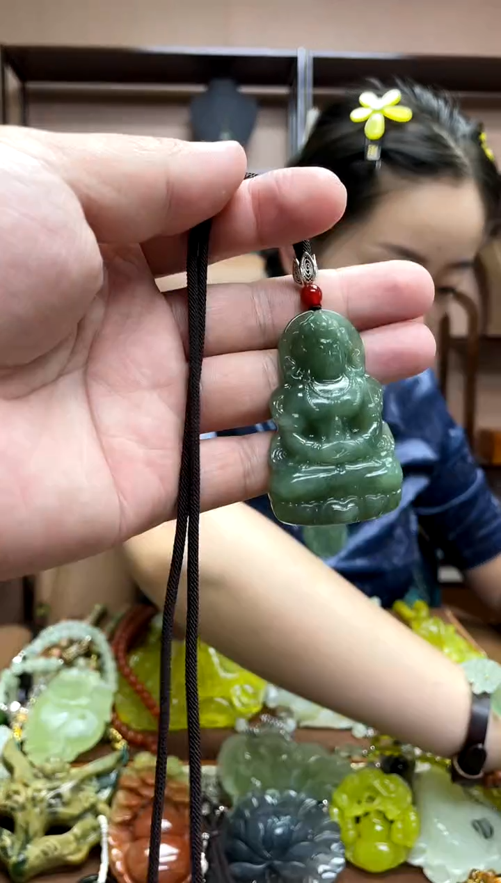 未镶嵌岫玉吊坠·1