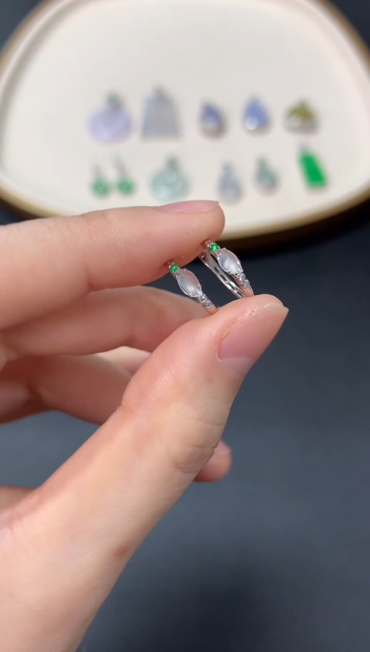 【闪购商品】翡翠耳饰18K金镶嵌耳饰980