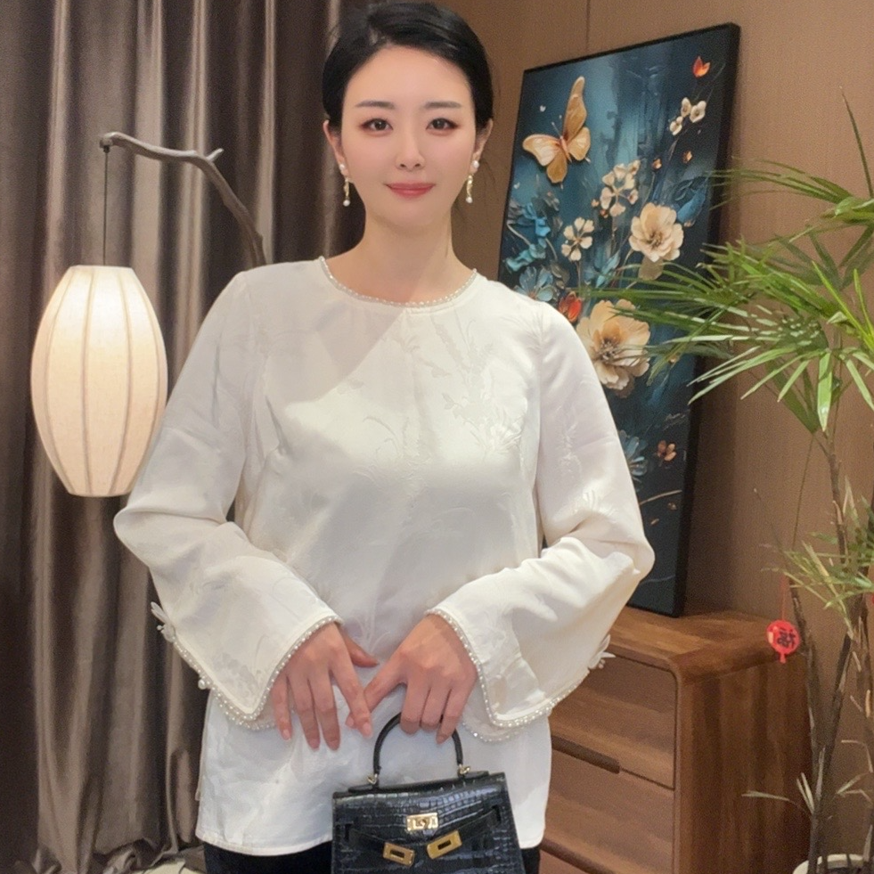 晗向【珠蝶】春款新中式桑蚕丝人丝蝴蝶袖口上衣打底衫S214