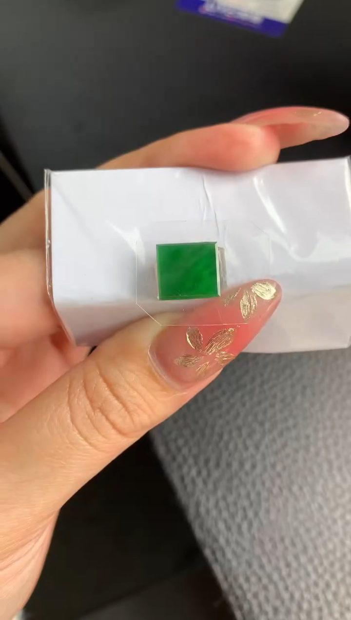 【闪购商品】定制翡翠未镶嵌毛货