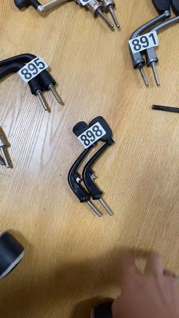 用****5898  摇臂  一组