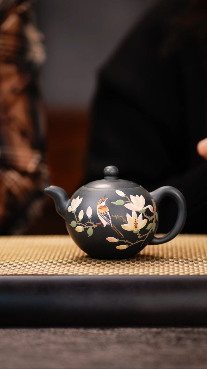 LJY29墨绿泥玉兰鸟一粒珠