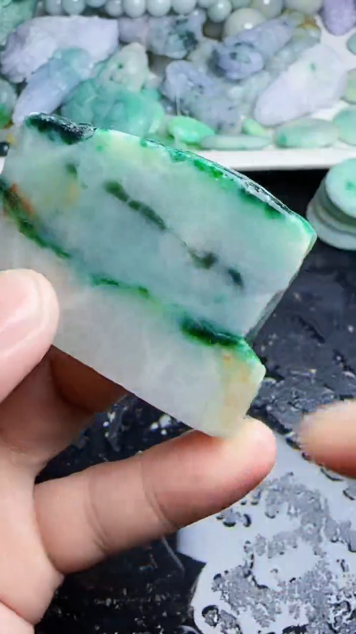 颈饰未镶嵌翡翠໑****?167