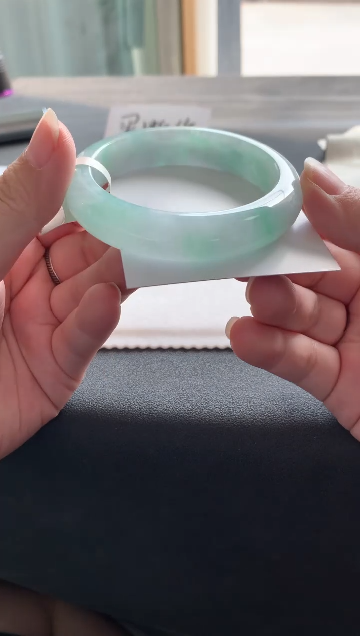 【闪购商品】翡翠手镯未镶嵌55正圈A3736买断