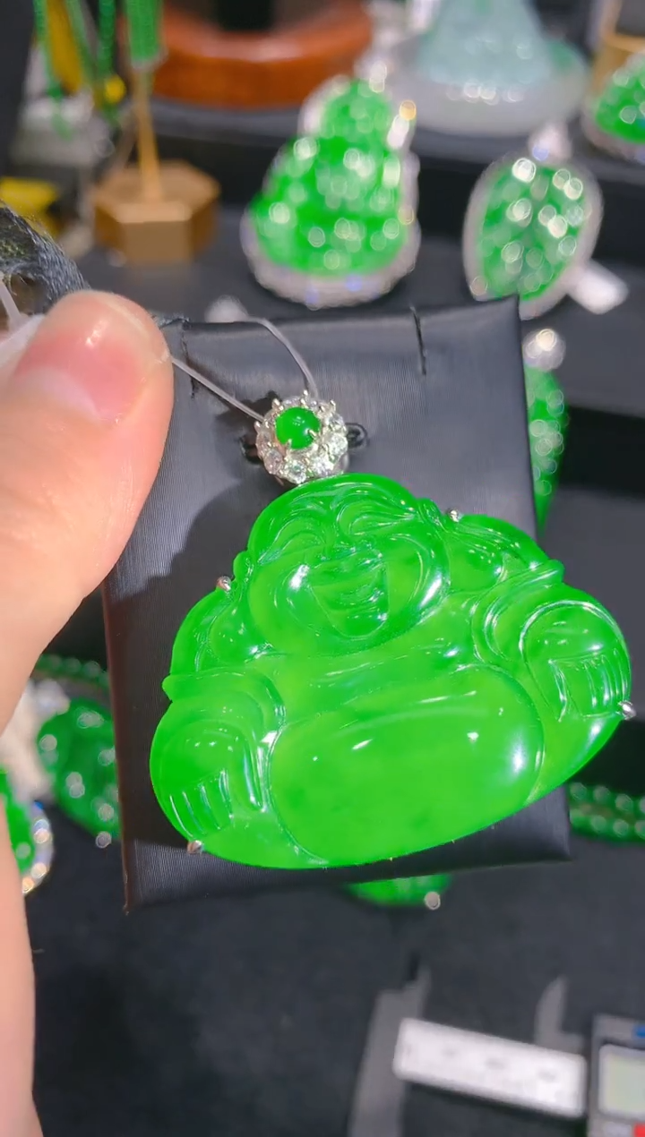 【闪购商品】翡翠颈饰银S925镶嵌68一季