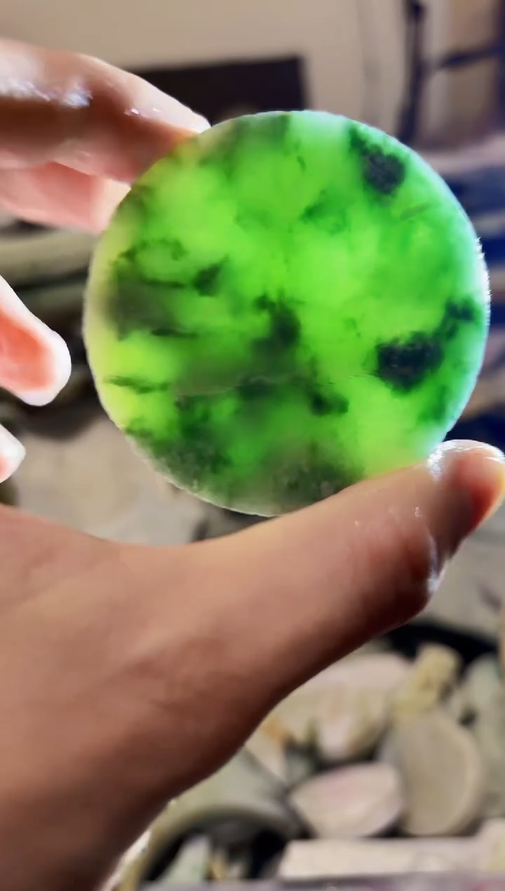 【闪购商品】翡翠颈饰未镶嵌A货白文1746