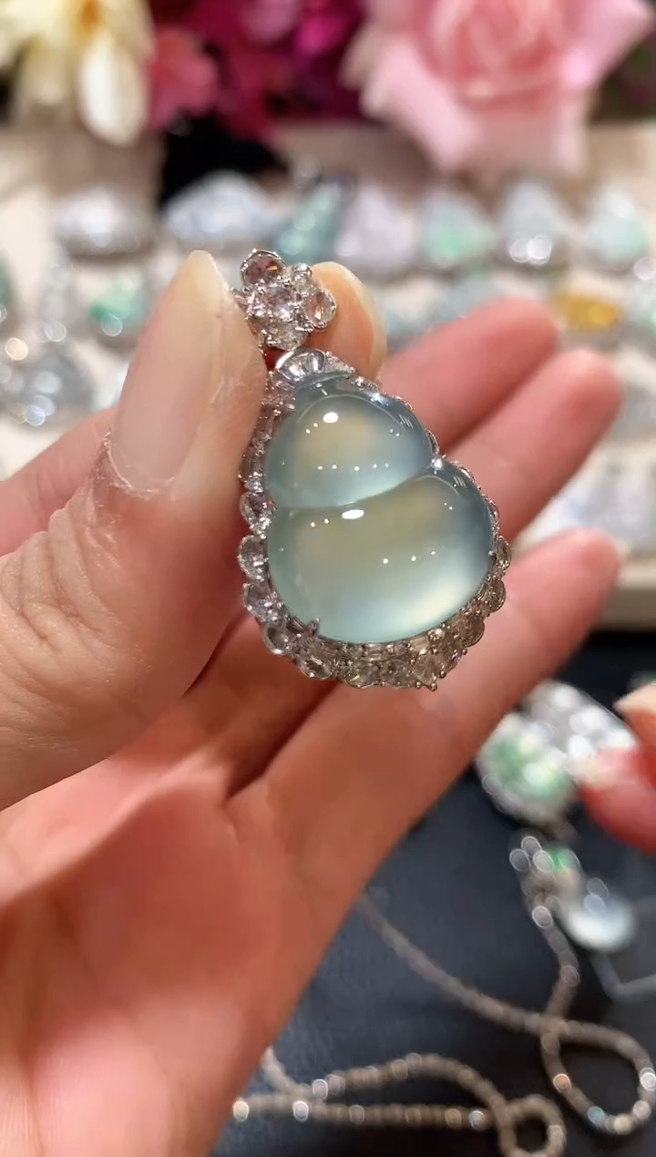 吊坠(不含链)18K金镶嵌翡翠n69   