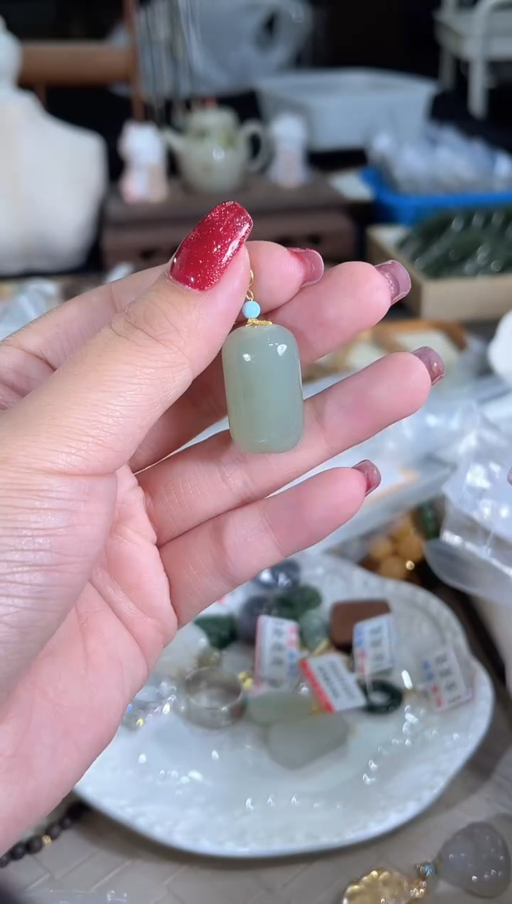 和田玉银S925镶嵌吊坠(不含链)多样性发货其一