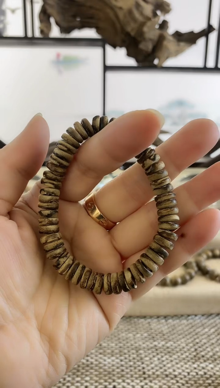 【闪购商品】沉香手串达拉干熟结老料片片珠9+MM单圈