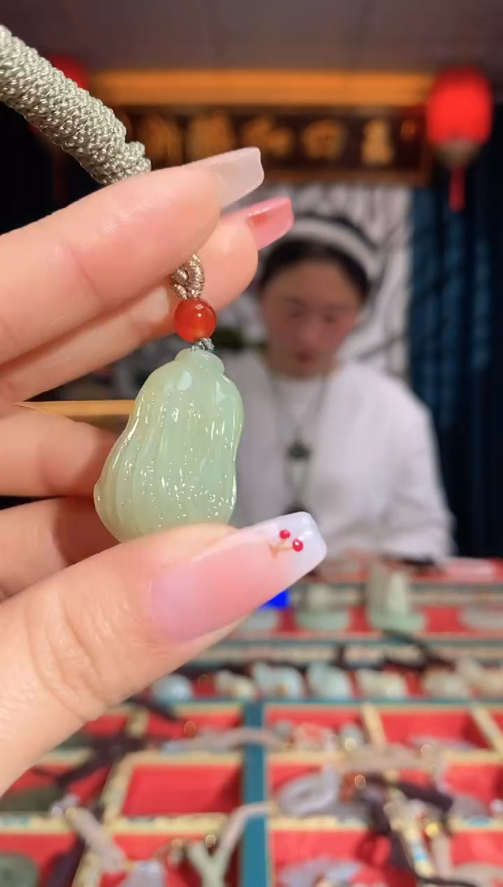 【闪购商品】和田玉颈饰未镶嵌白菜