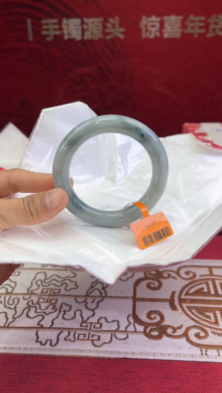 【闪购商品】翡翠手镯未镶嵌翡翠手镯