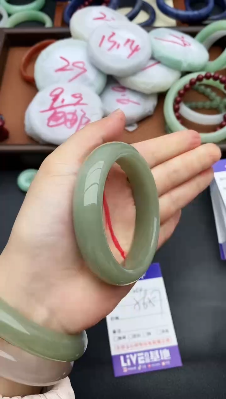 未镶嵌手镯石英质玉214+56/57