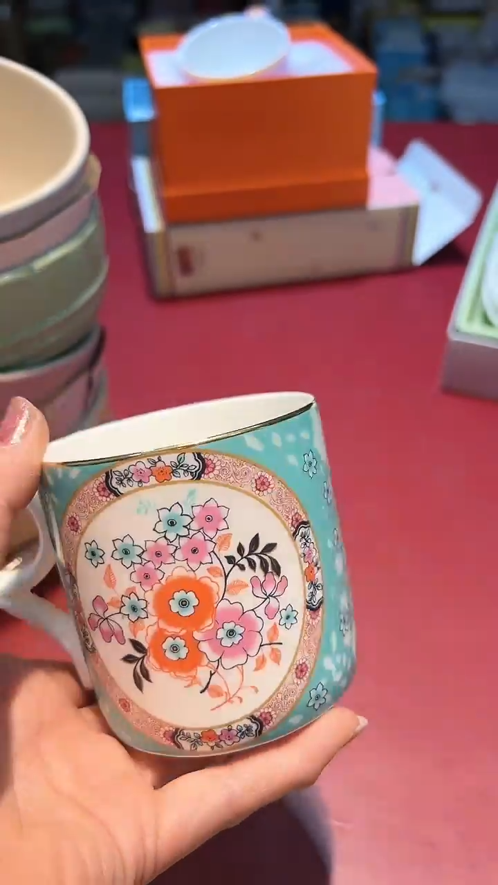 【闪购商品】瓷片锅碗瓢盆一件不剩