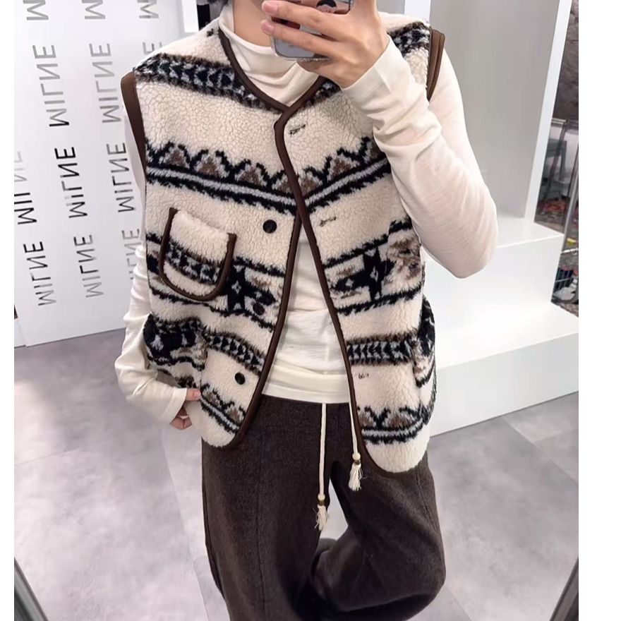 宝丫轻奢  女式时髦费尔岛条纹提花羊羔毛马甲J06