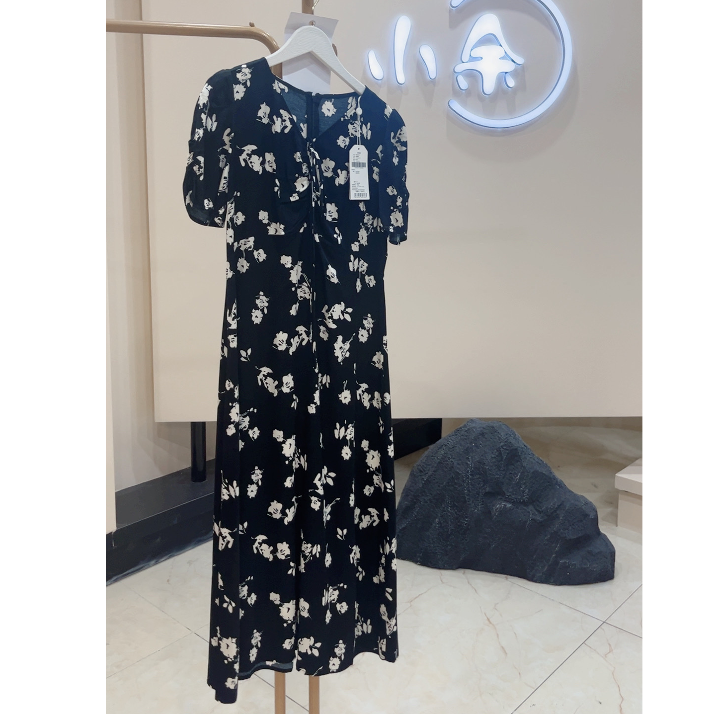 婉甸新品黑花连衣裙法式长裙裙子1242N40YT3