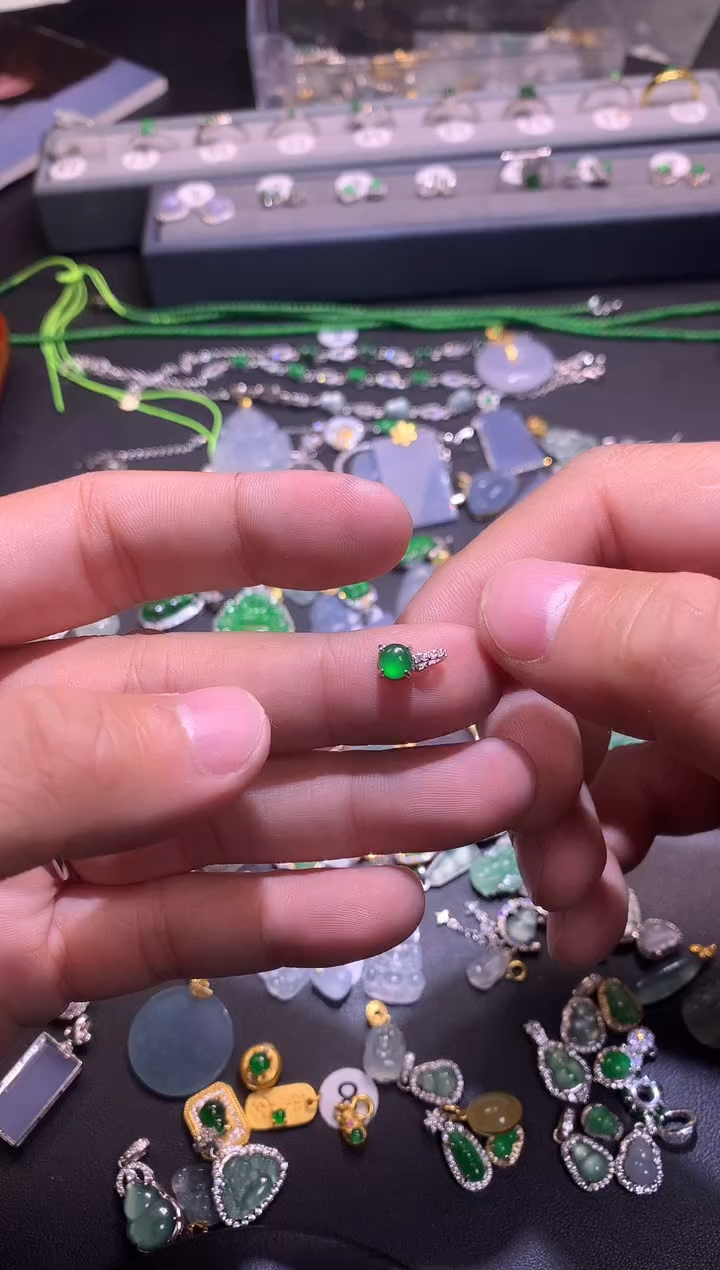 【闪购商品】翡翠吊坠(不含链)银S925镶嵌1