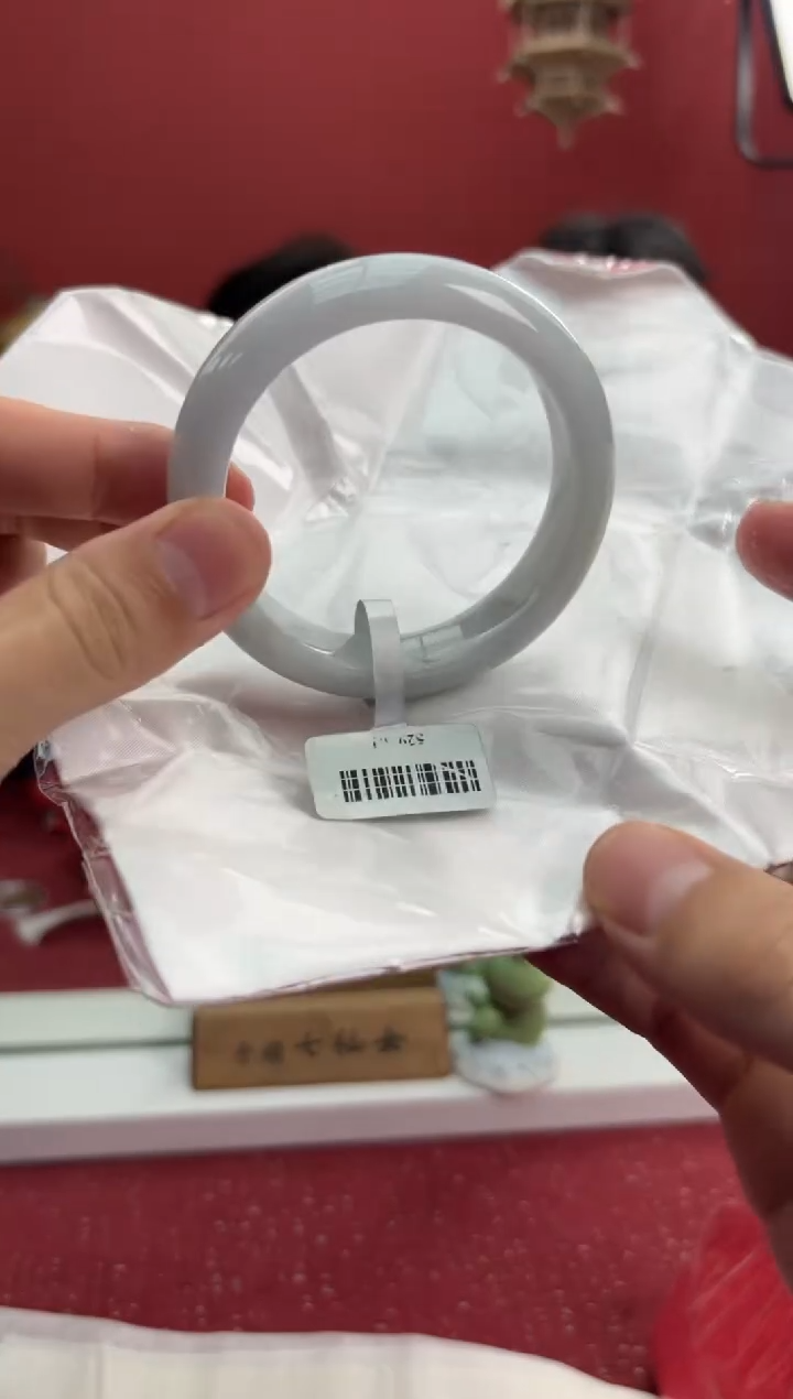 【闪购商品】翡翠手镯未镶嵌11手镯