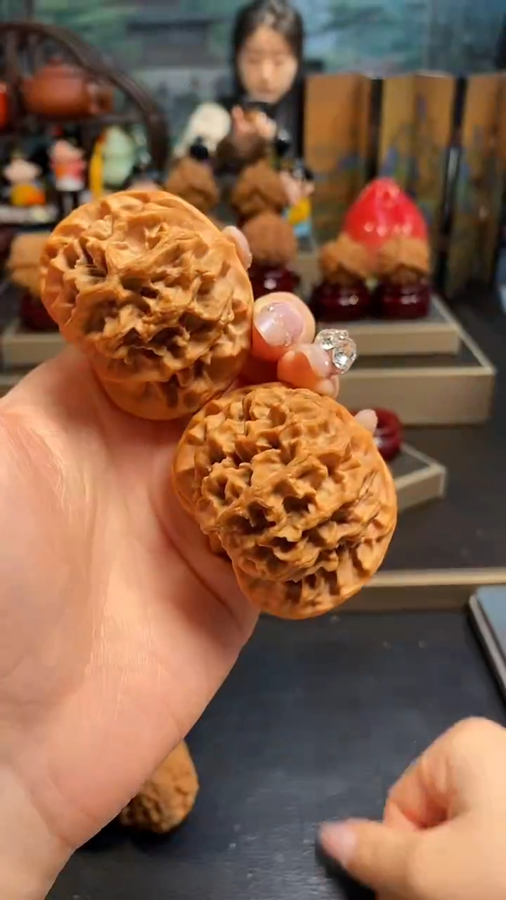 【闪购商品】文玩核桃吊坠H739帝王51
