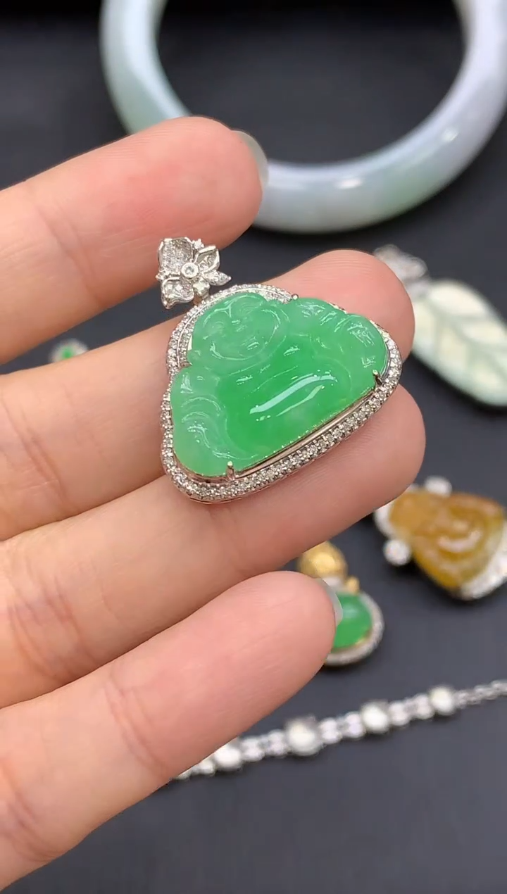 颈饰18K金镶嵌翡翠520-中国好珍宝