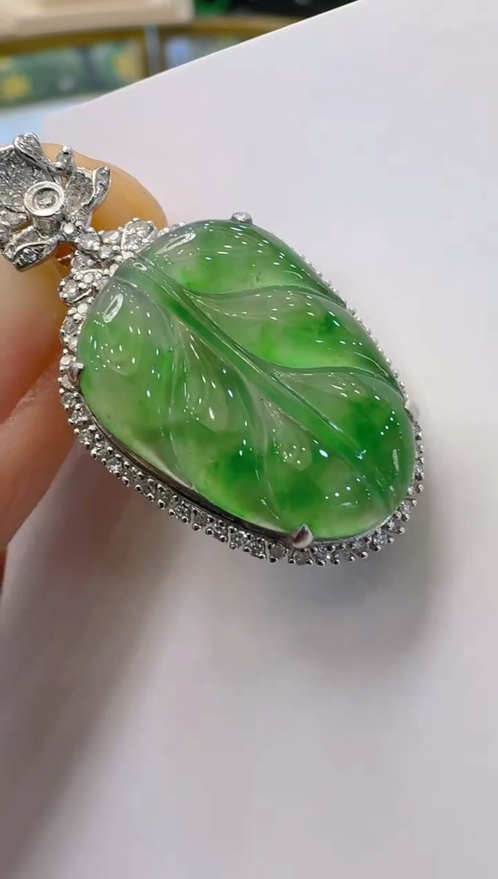 翡翠18K金镶嵌吊坠(不含链)多样性团购发一件