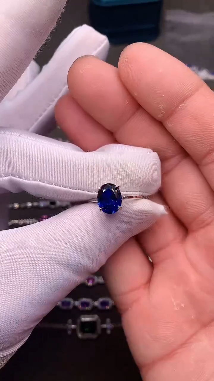 【闪购商品】蓝宝石戒指银S925镶嵌........