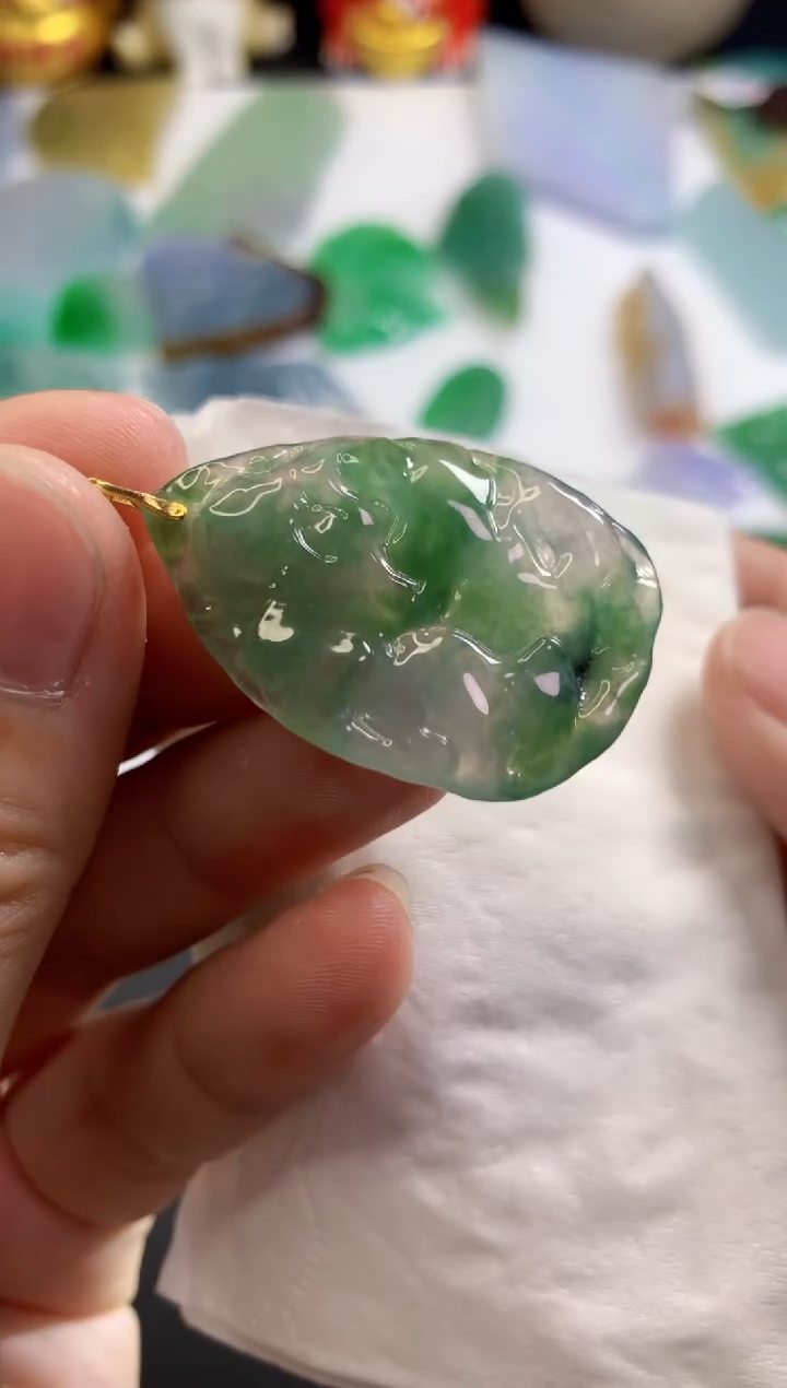 【闪购商品】翡翠吊坠(不含链)未镶嵌615