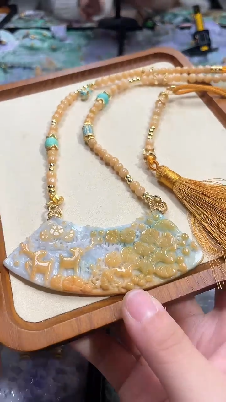 【闪购商品】翡翠颈饰未镶嵌吊坠