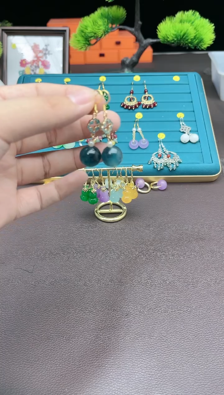 【闪购商品】玛瑙/玉髓耳钉银S925镶嵌224000