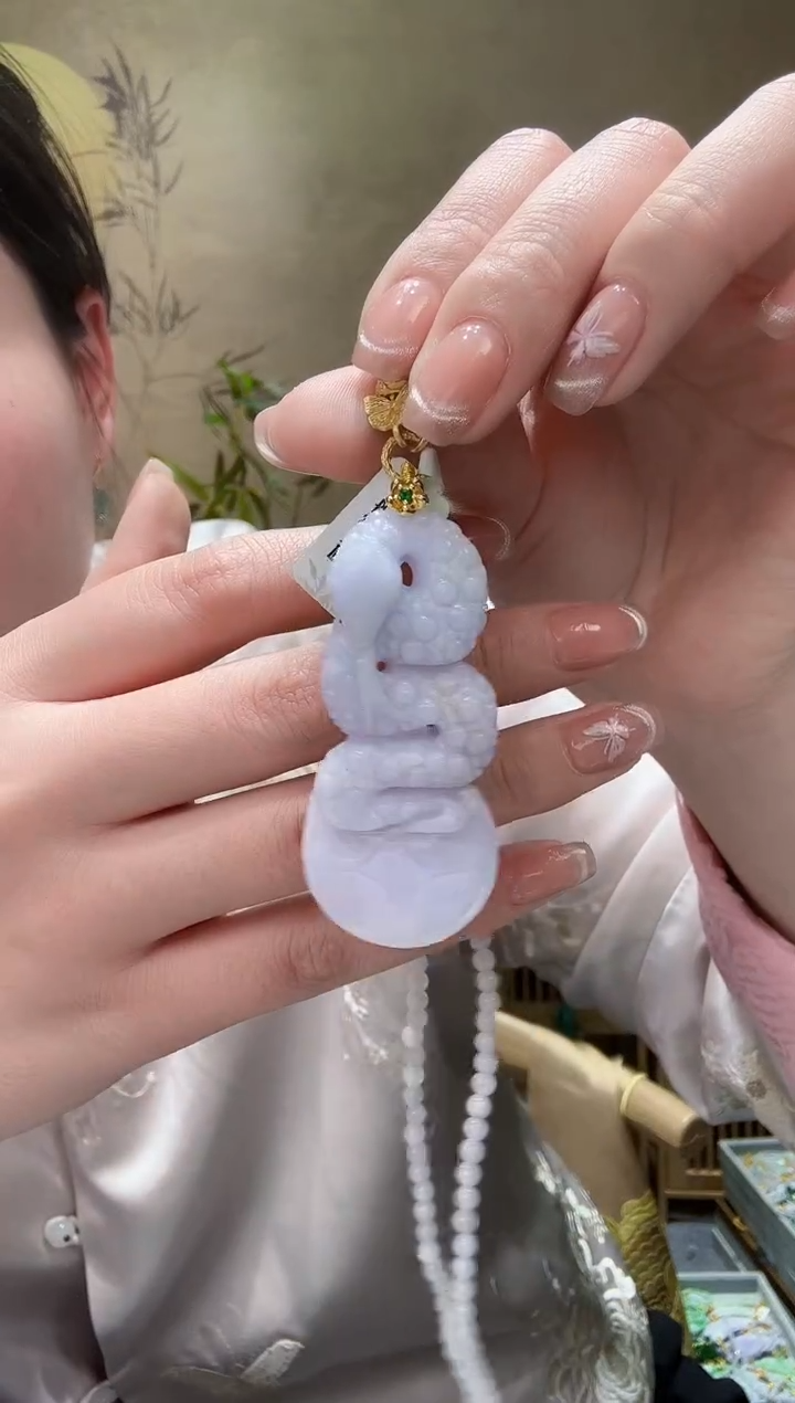 【闪购商品】翡翠颈饰未镶嵌吊坠