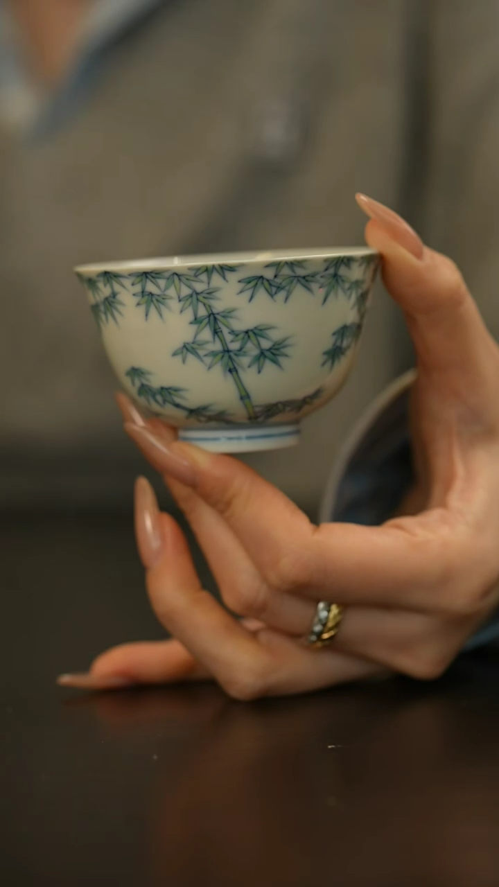 【闪购商品】瓷片             王景东