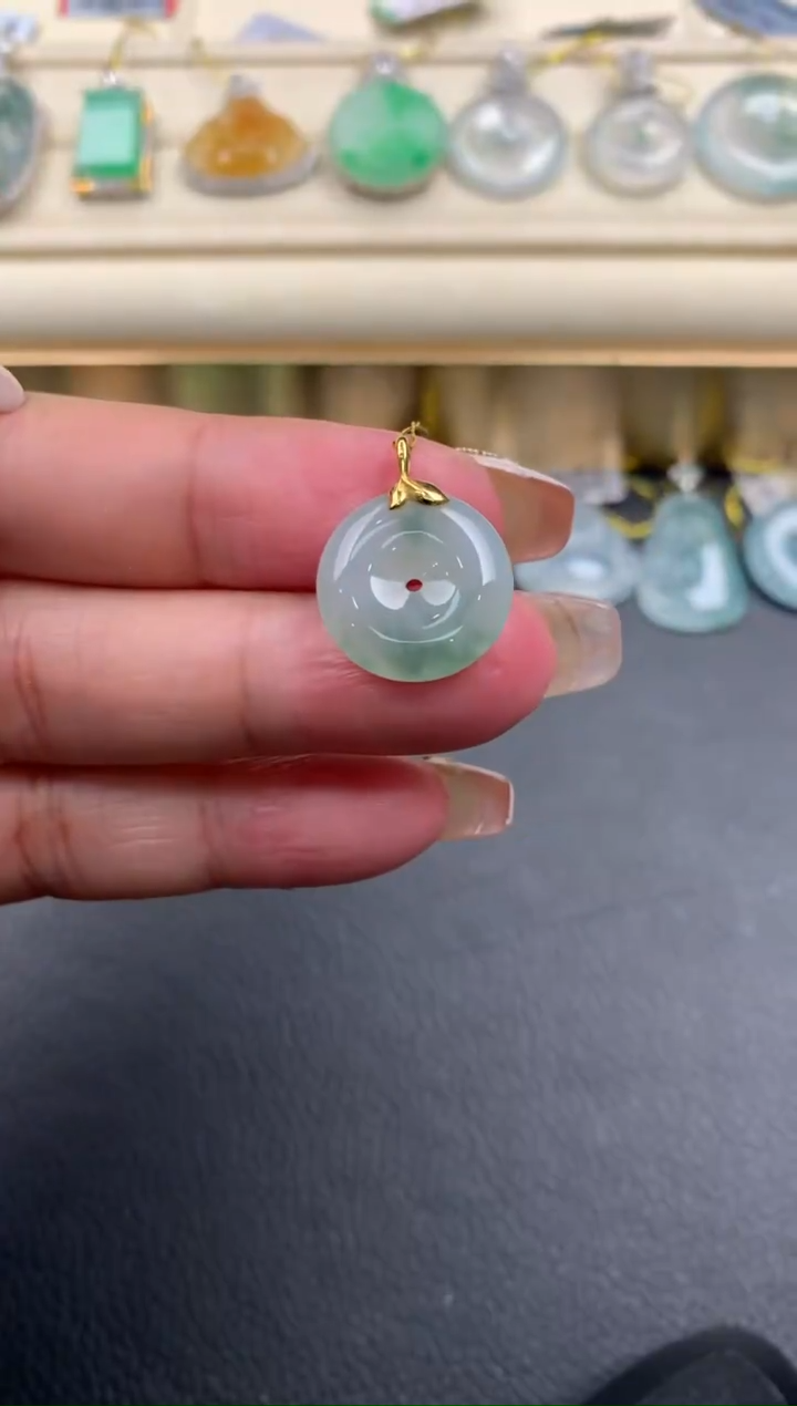 【闪购商品】翡翠颈饰18K金镶嵌A540