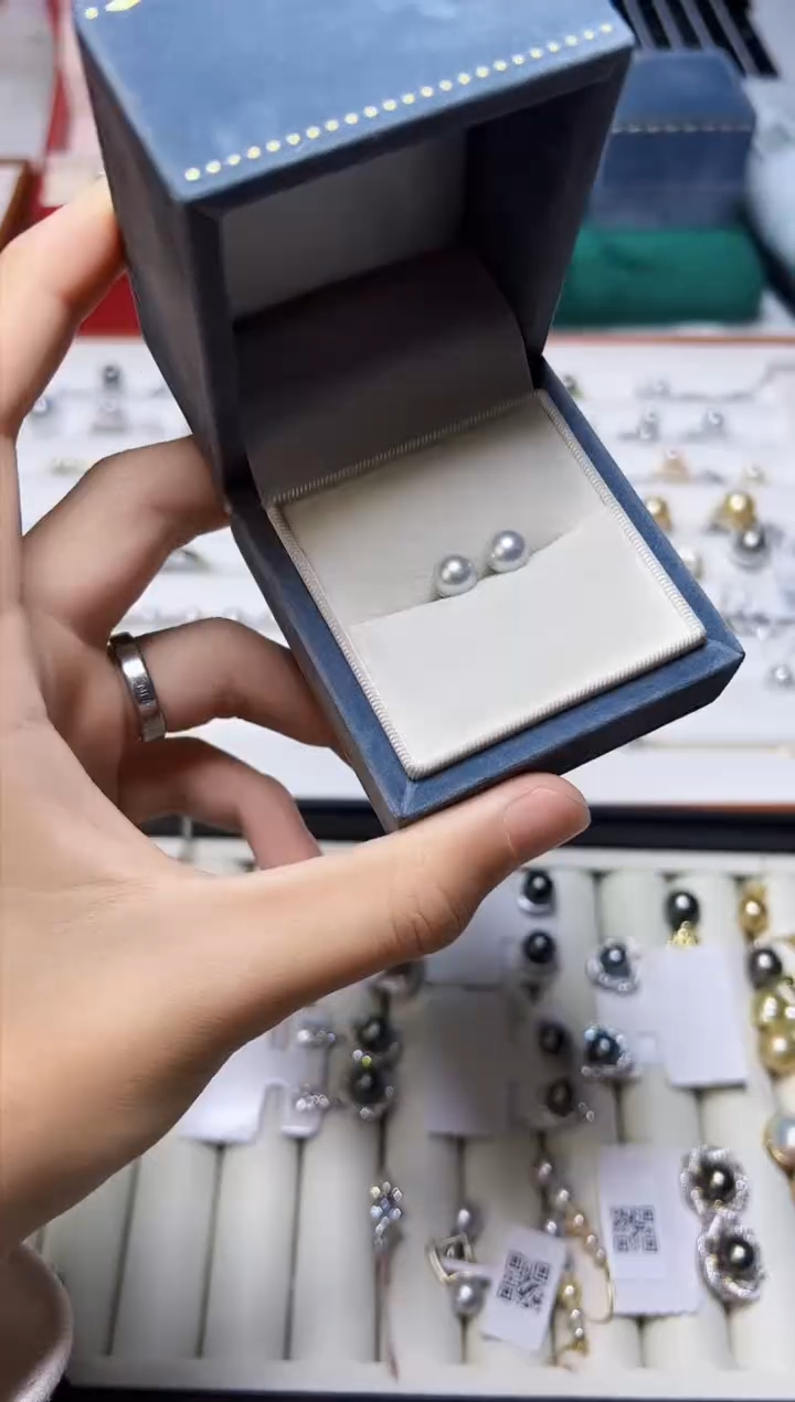 【闪购商品】海水珍珠耳饰银S925镶嵌25