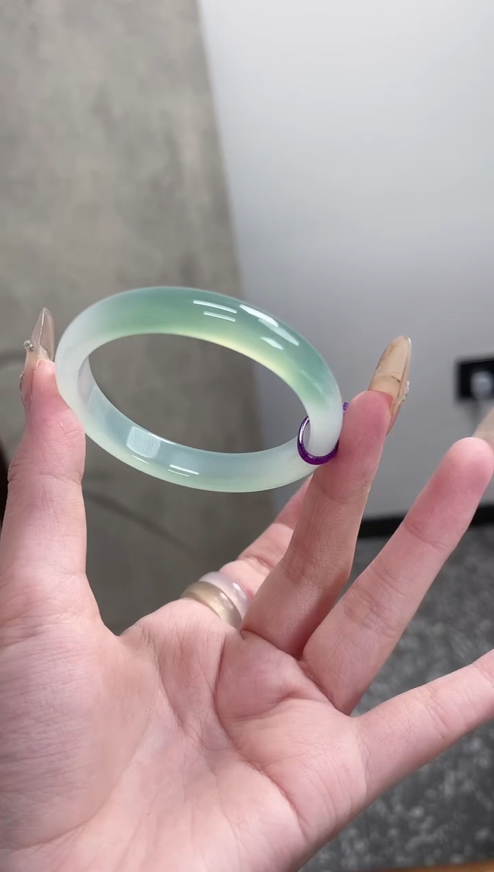 【闪购商品】玛瑙/玉髓手镯未镶嵌52-53圈 需要包容