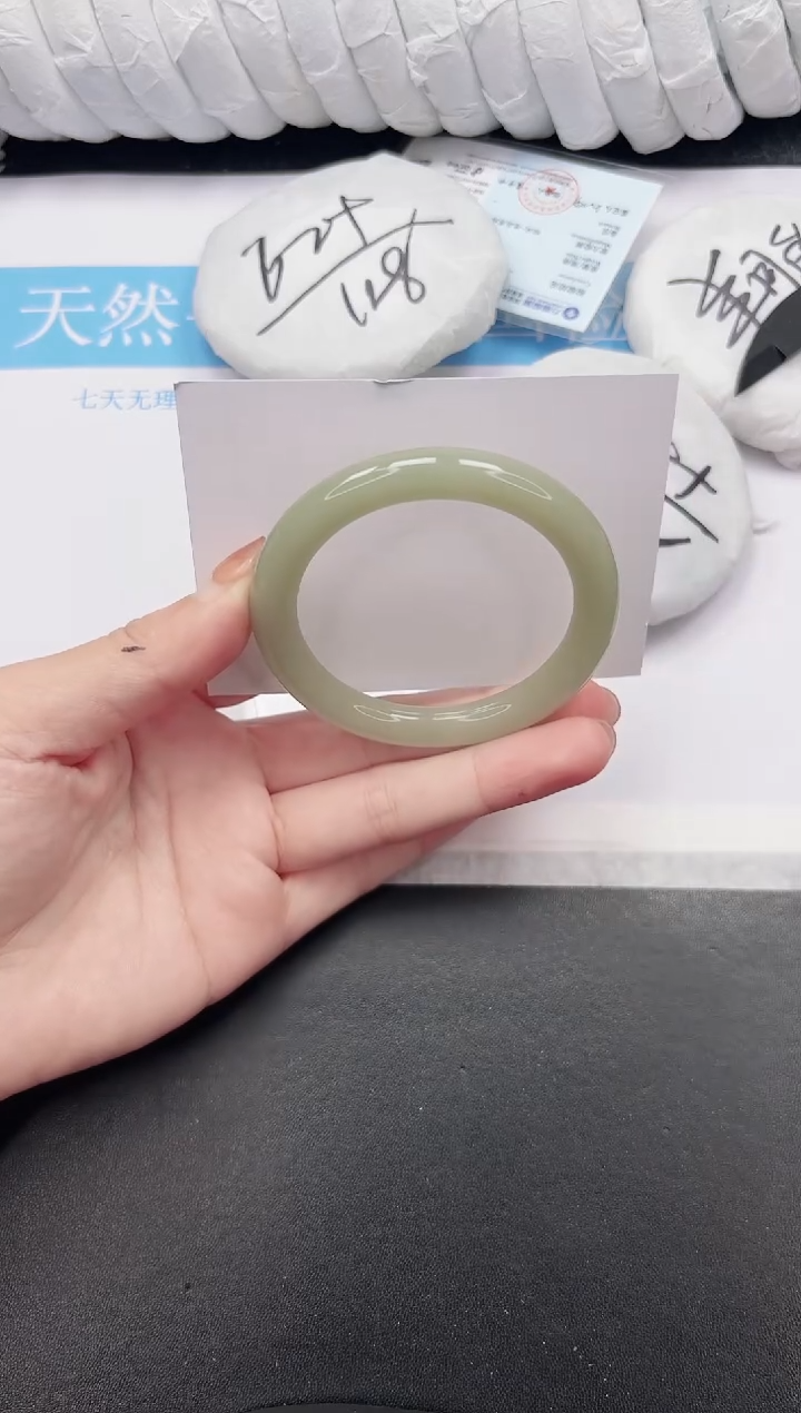 未镶嵌手镯石英质玉16-52.5DY