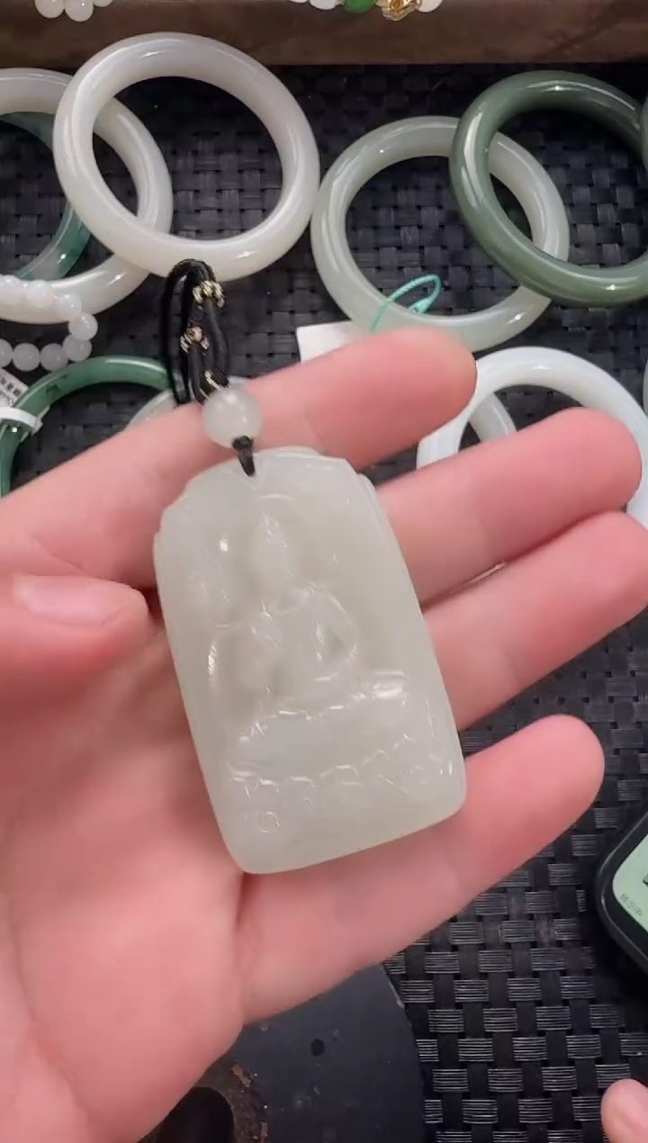 颈饰未镶嵌和田玉观音牌