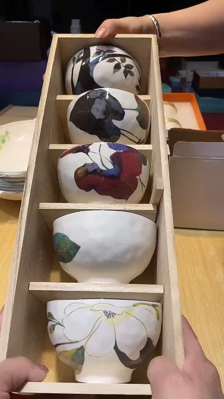 瓷片生活的本意是开心啊@@1