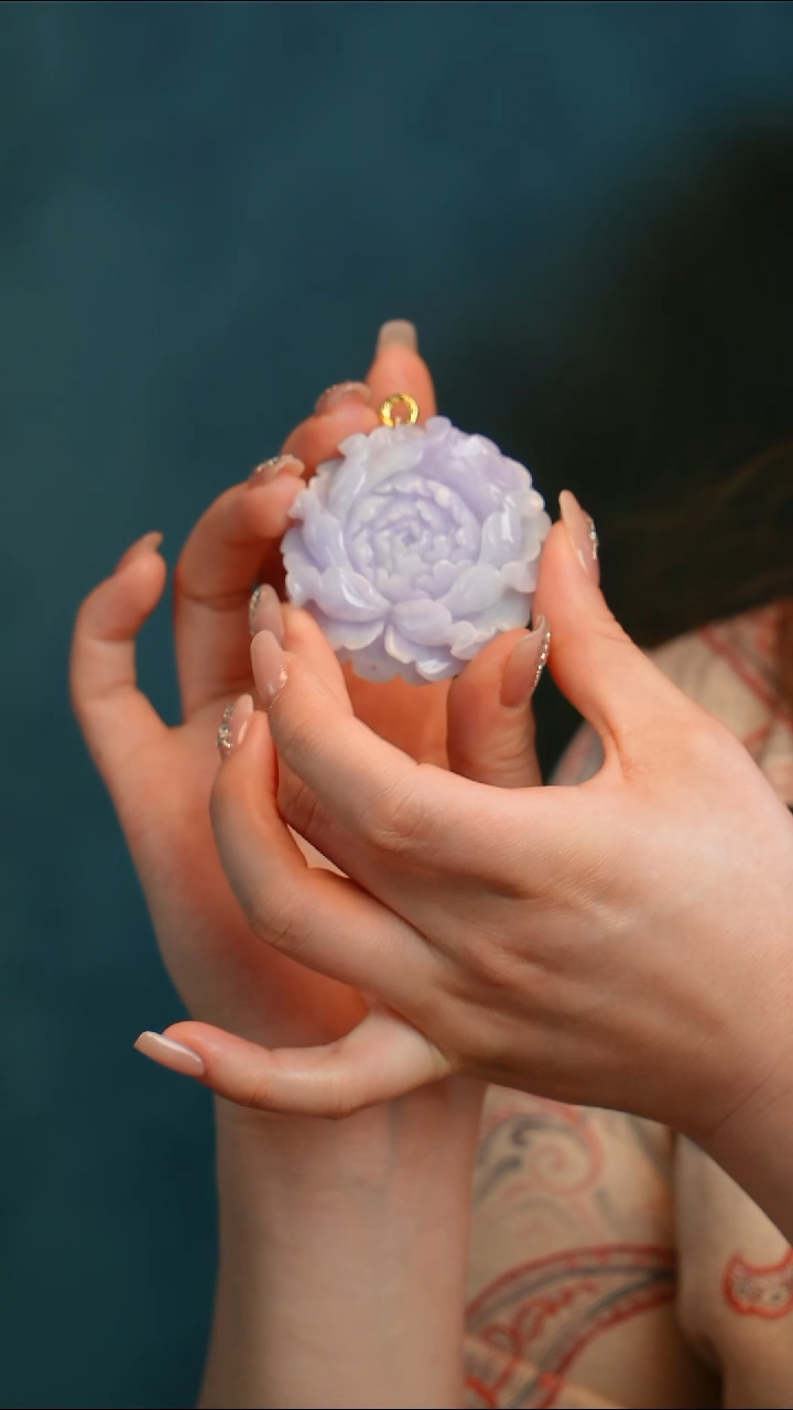 【闪购商品】翡翠颈饰未镶嵌花牌