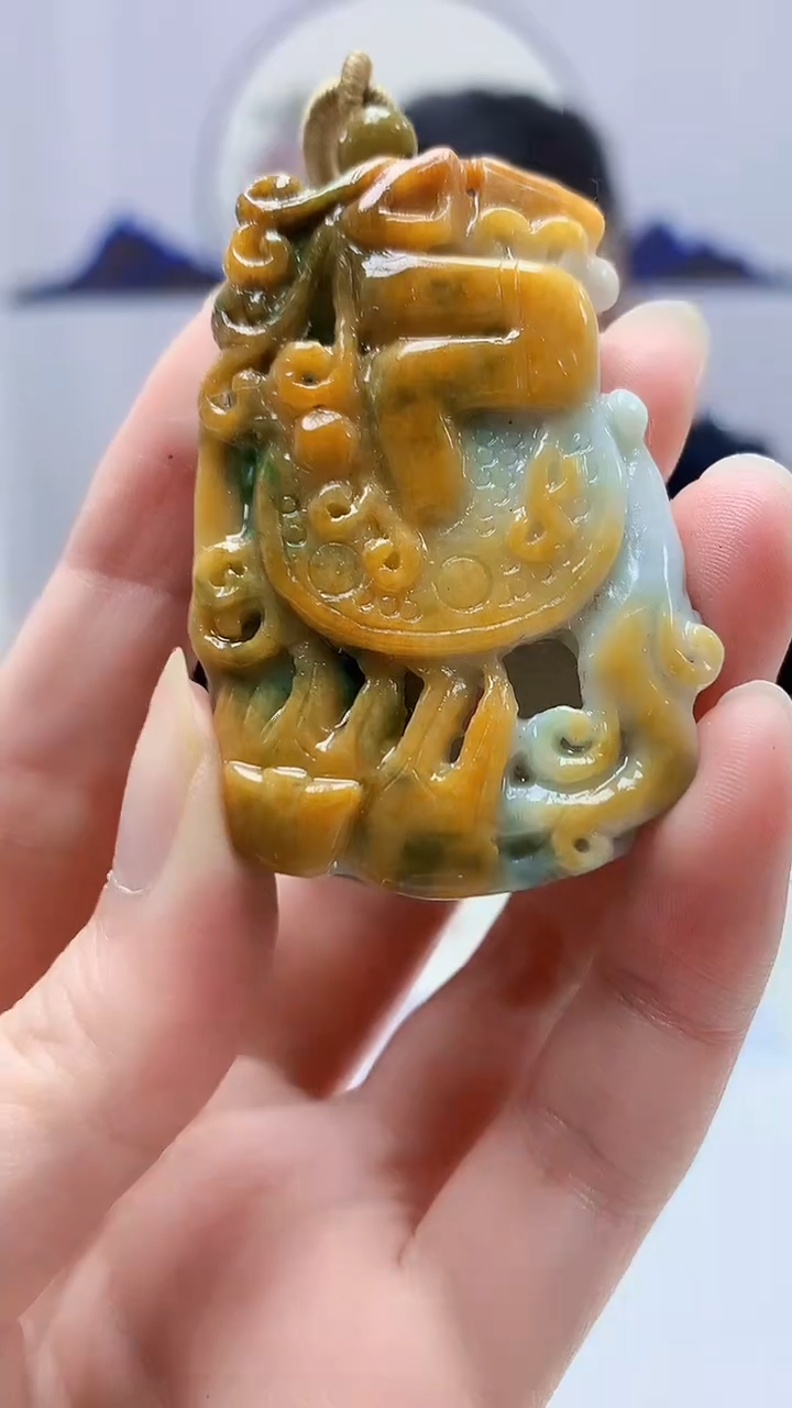 【闪购商品】定制翡翠未镶嵌5152zm-毛货挂件98