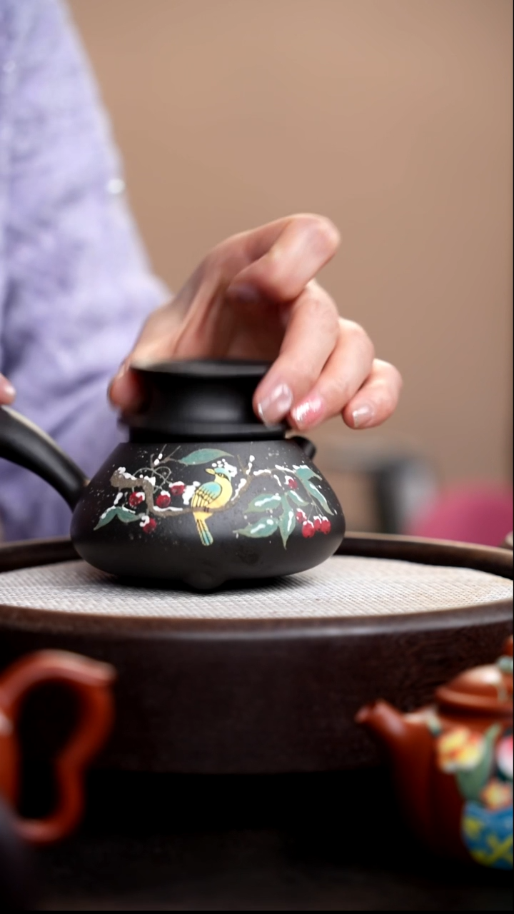 茶壶紫砂云雾天青侧把公道壶泥绘绿鸟