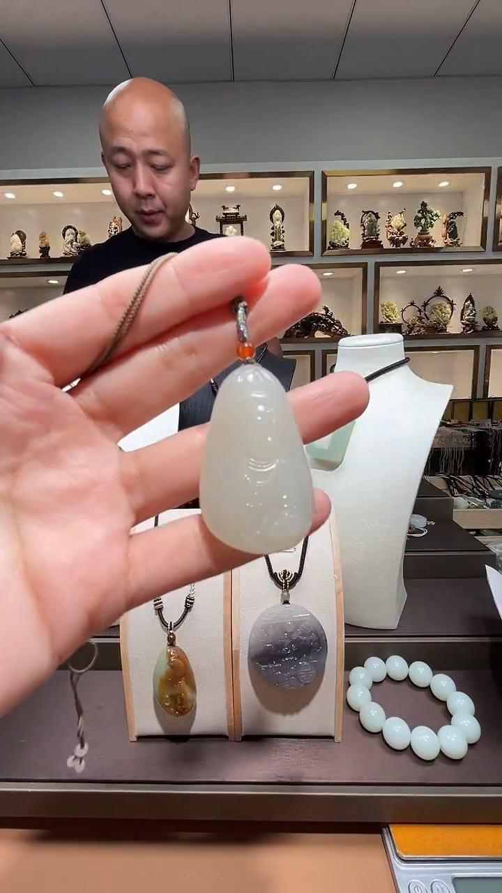 和田玉未镶嵌挂件苏