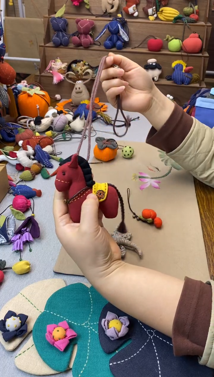 布艺小马（红马）饰品