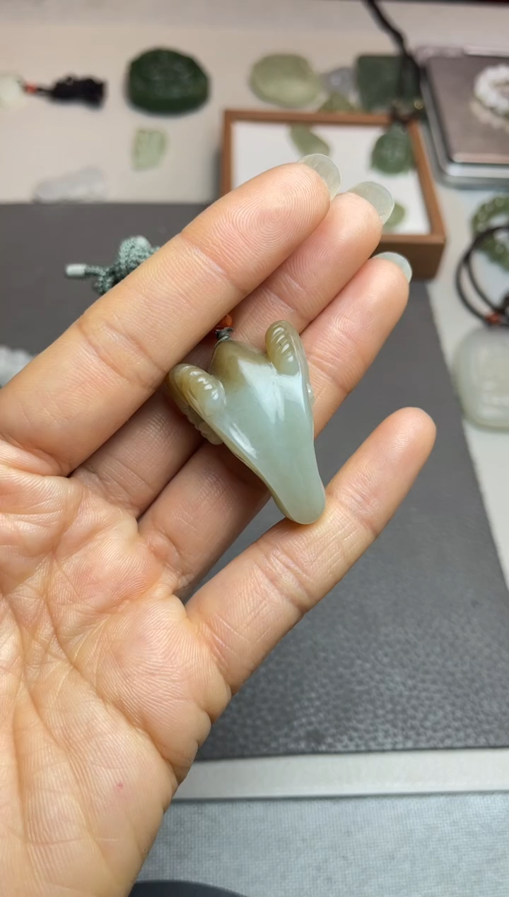 【闪购商品】和田玉颈饰未镶嵌1