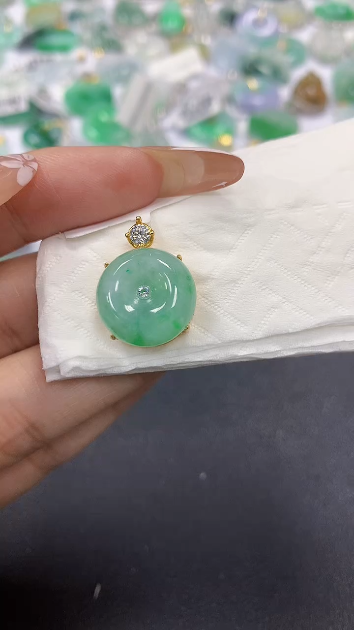 颈饰银S925镶嵌翡翠a货假一赔三支持复检百元上9元证书费自理