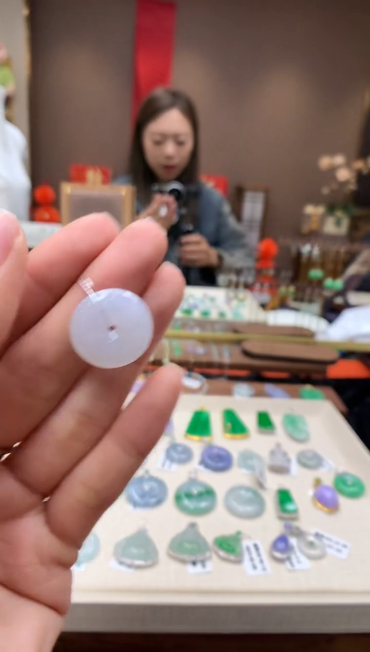 【闪购商品】翡翠颈饰未镶嵌平安扣