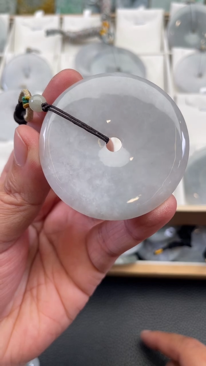 颈饰未镶嵌翡翠玖****孩天然缅甸翡翠A货71