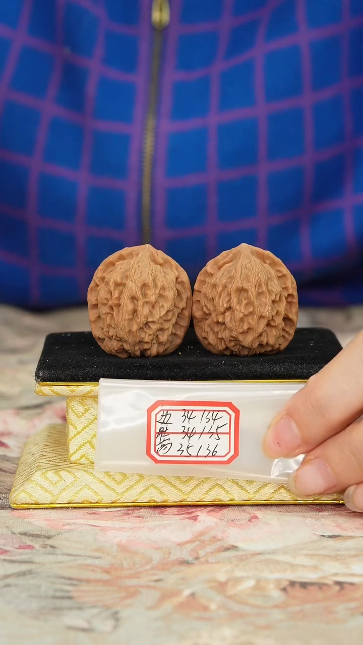 【闪购商品】文玩核桃把件非嫁接北京